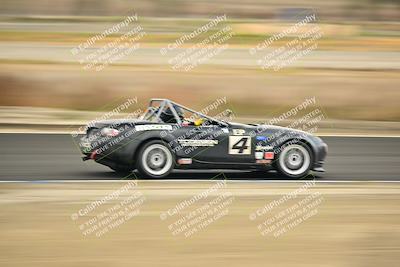 media/Jan-26-2025-CalClub SCCA (Sun) [[cfcea7df88]]/Group 5/Race/